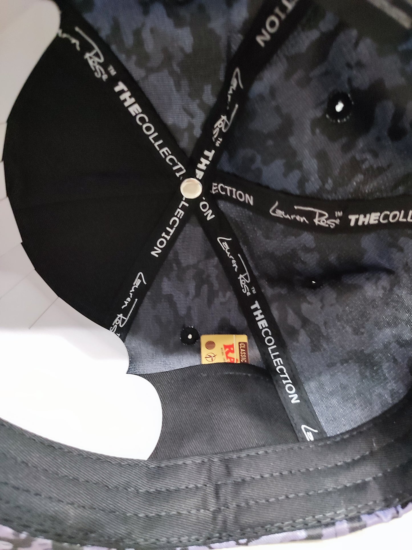 Cappellino con tasca interna "Amnesia Haze"